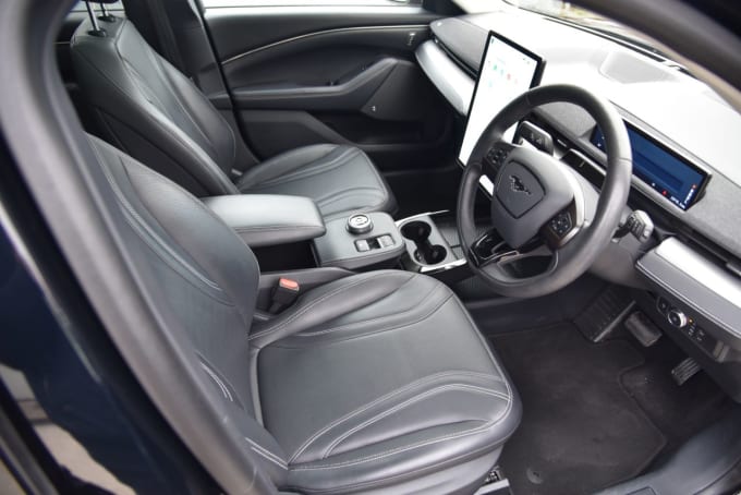 2021 Ford Mustang Mach-e