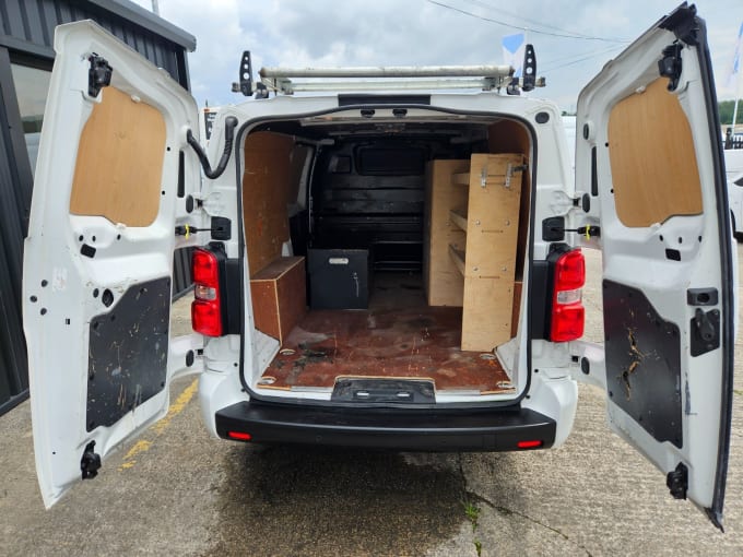 2021 Vauxhall Vivaro