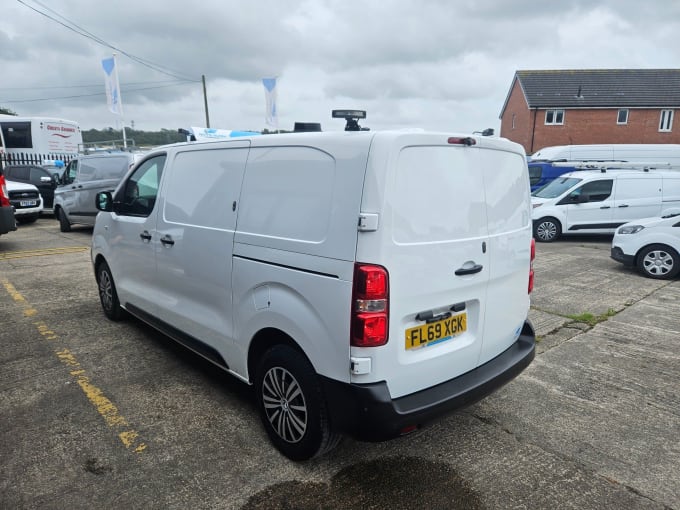 2019 Vauxhall Vivaro