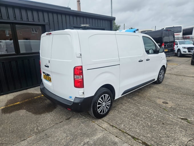 2019 Vauxhall Vivaro