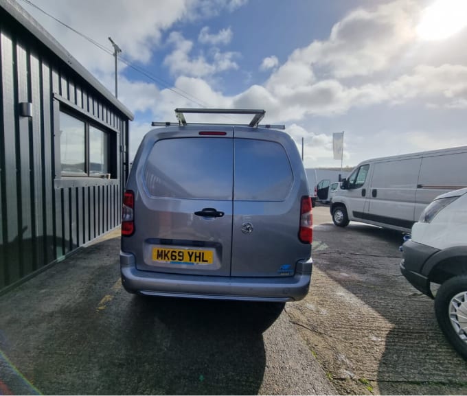 2020 Vauxhall Combo