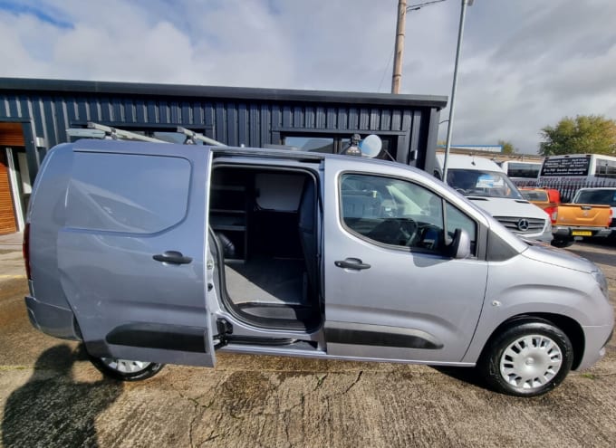 2020 Vauxhall Combo