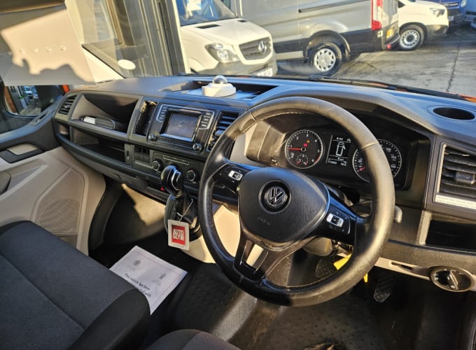 2018 Volkswagen Transporter