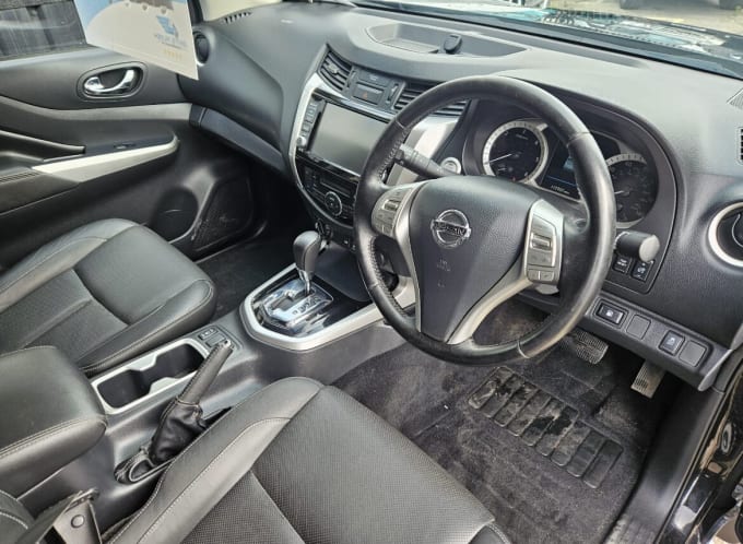 2020 Nissan Navara
