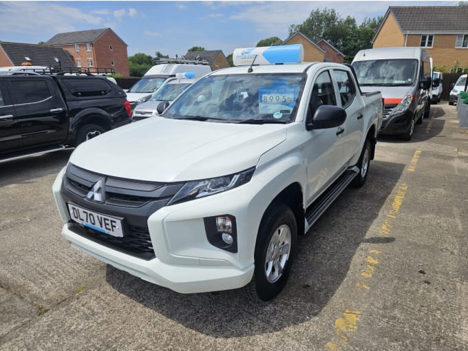 2020 Mitsubishi L200