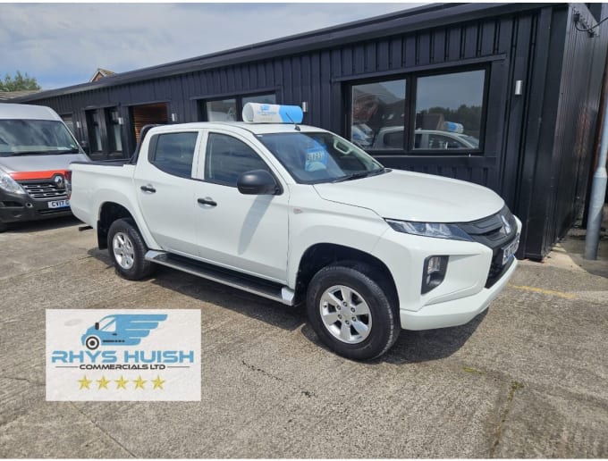 2020 Mitsubishi L200