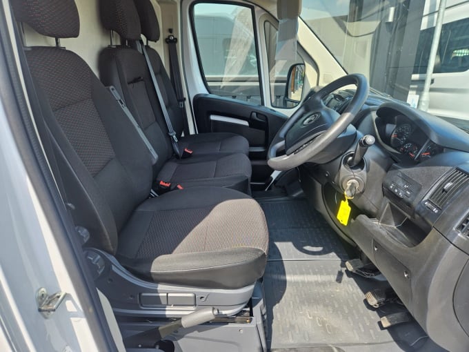 2022 Vauxhall Movano
