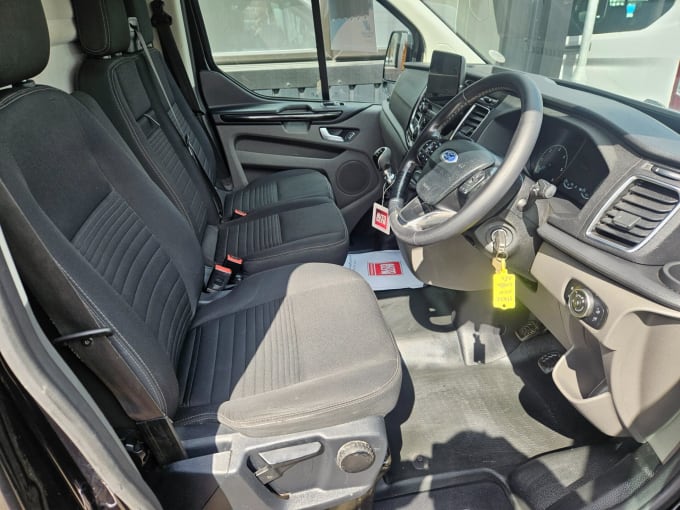 2022 Ford Transit Custom