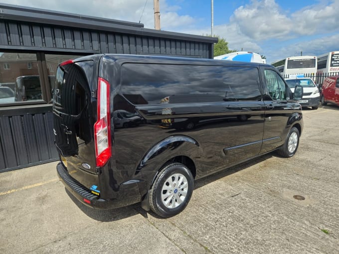 2022 Ford Transit Custom