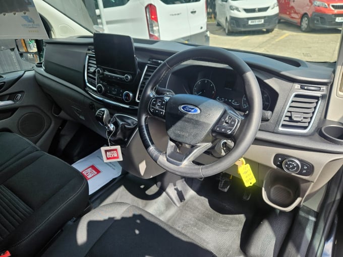 2022 Ford Transit Custom
