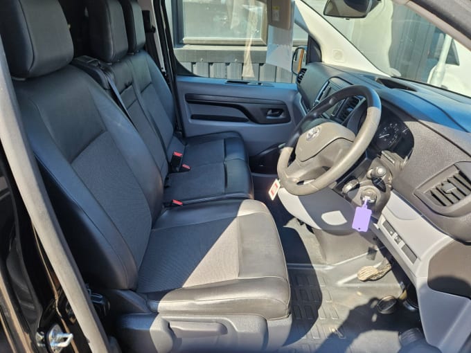 2019 Vauxhall Vivaro