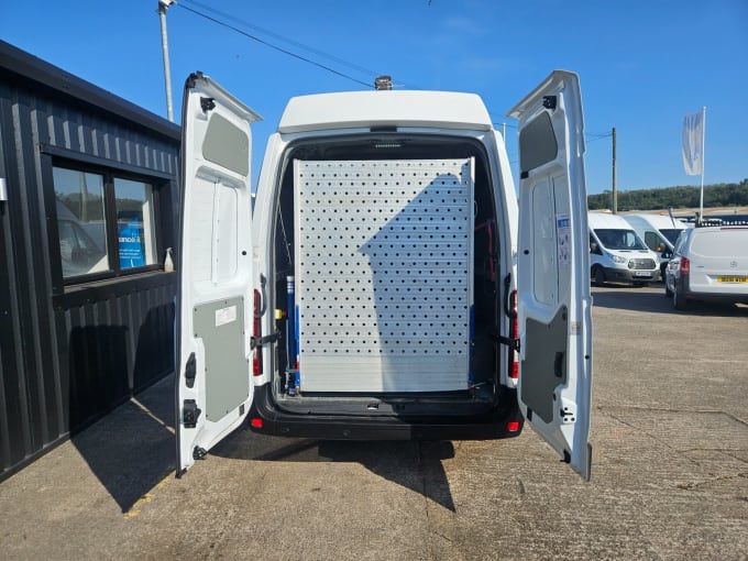 2021 Vauxhall Movano