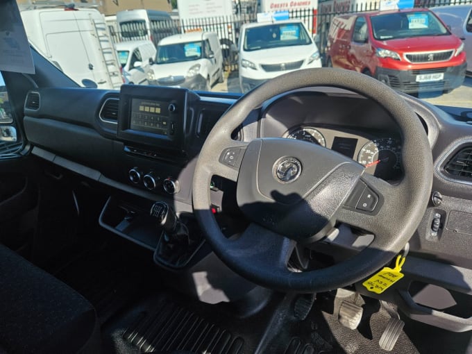 2021 Vauxhall Movano