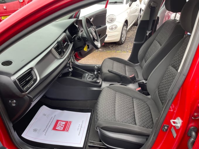 2025 Kia Rio