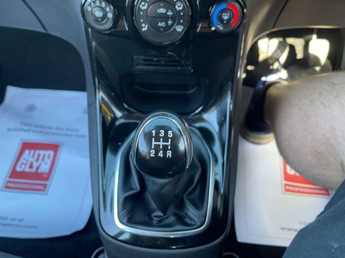 2025 Ford Fiesta