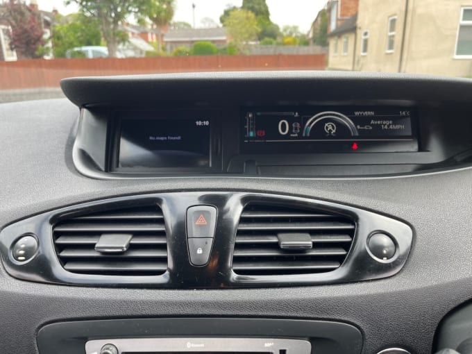 2025 Renault Grand Scenic