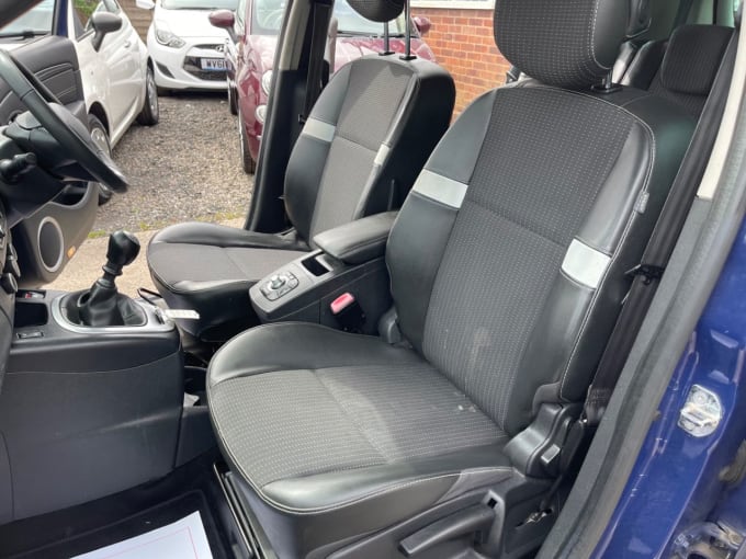 2025 Renault Grand Scenic