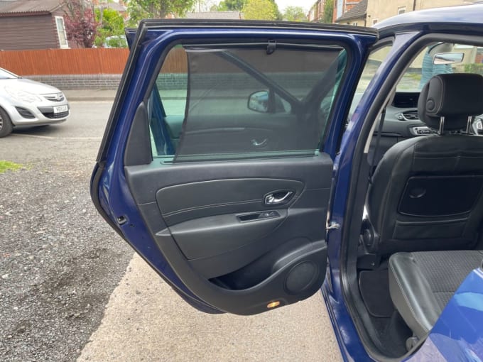 2025 Renault Grand Scenic