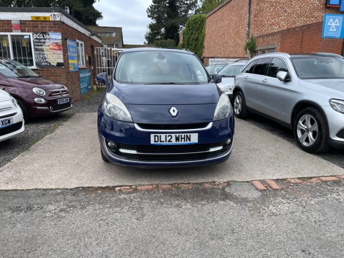 2025 Renault Grand Scenic