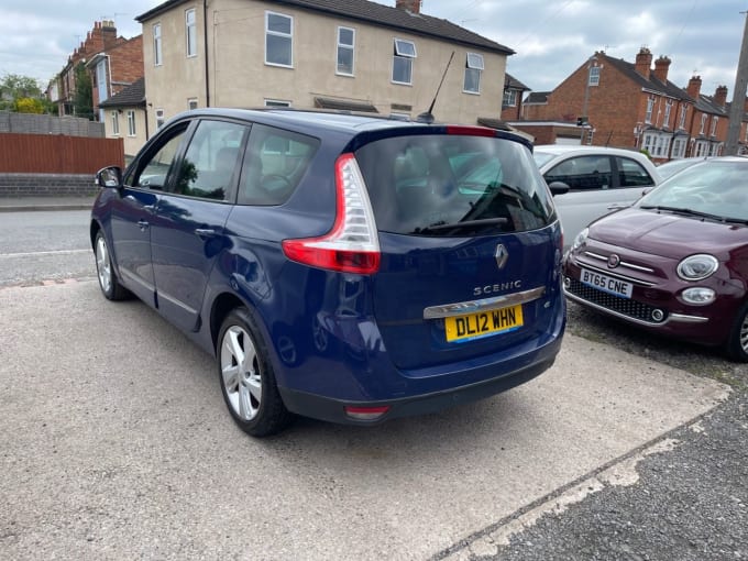2025 Renault Grand Scenic