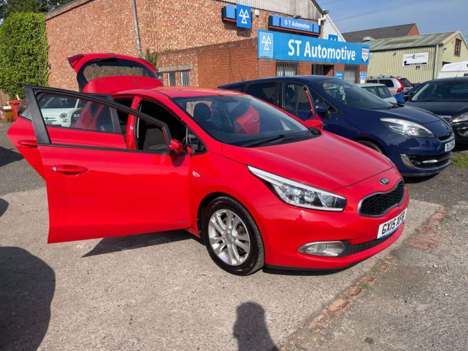 2025 Kia Ceed