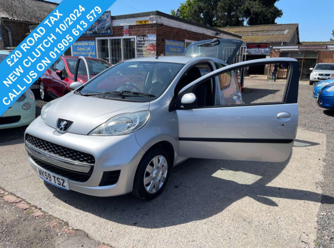 2025 Peugeot 107