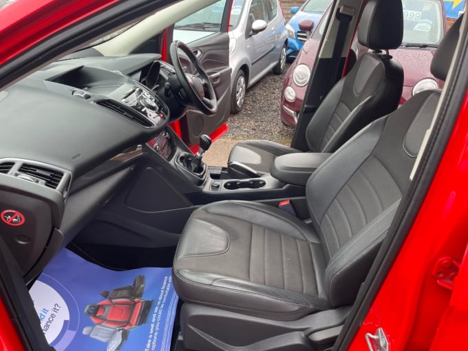 2025 Ford Kuga