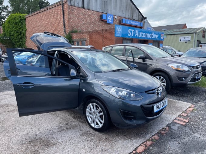 2025 Mazda Mazda2