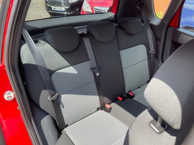 2025 Mitsubishi Colt