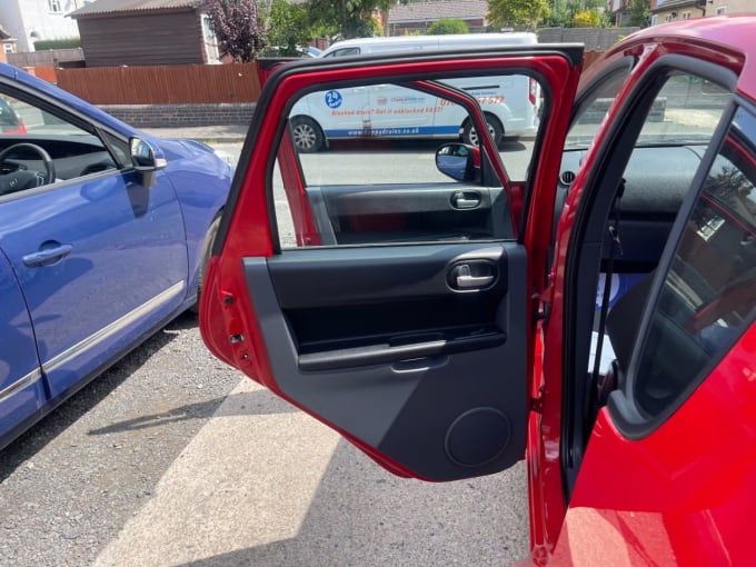 2025 Mitsubishi Colt