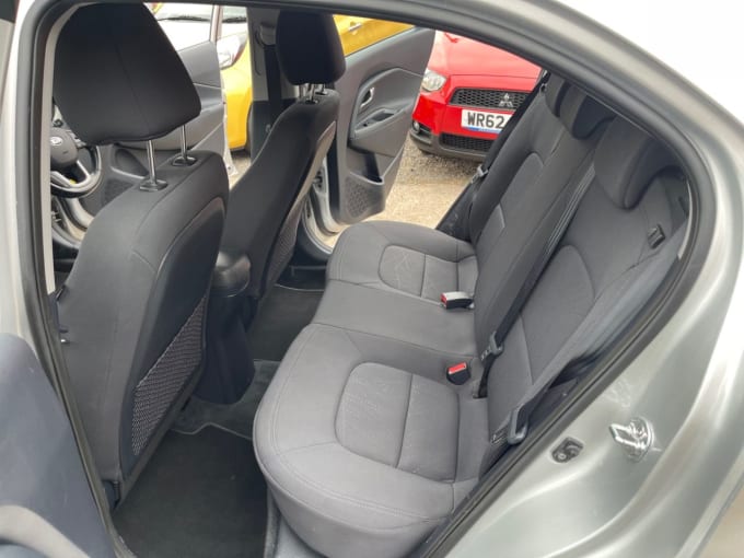 2025 Kia Rio