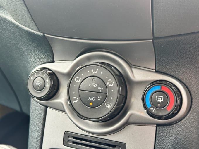 2025 Ford Fiesta