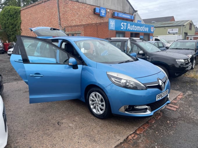 2013 Renault Scenic