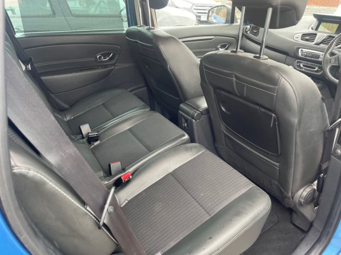 2013 Renault Scenic