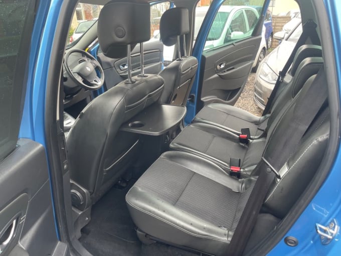 2013 Renault Scenic