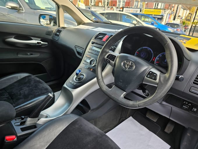 2024 Toyota Auris