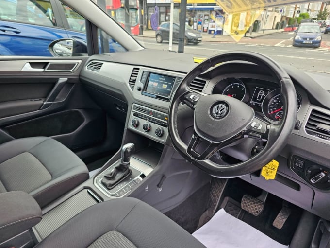 2024 Volkswagen Golf Sv