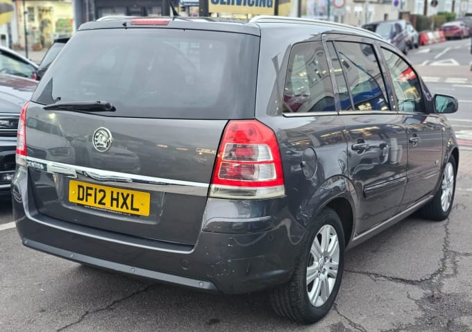 2025 Vauxhall Zafira