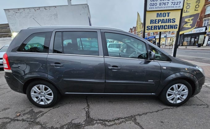 2025 Vauxhall Zafira