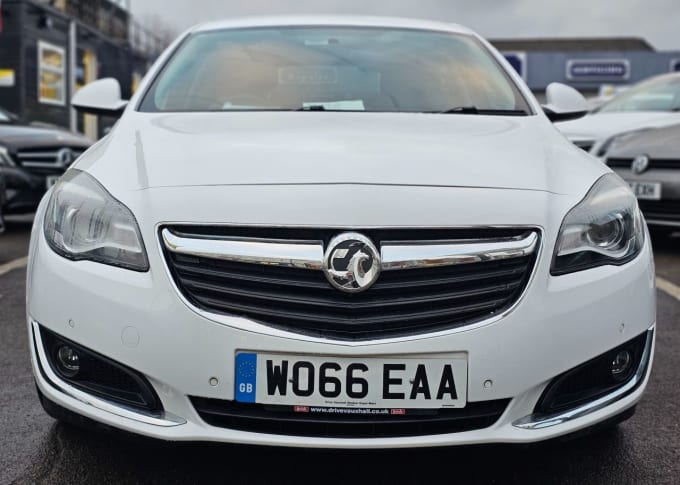 2025 Vauxhall Insignia