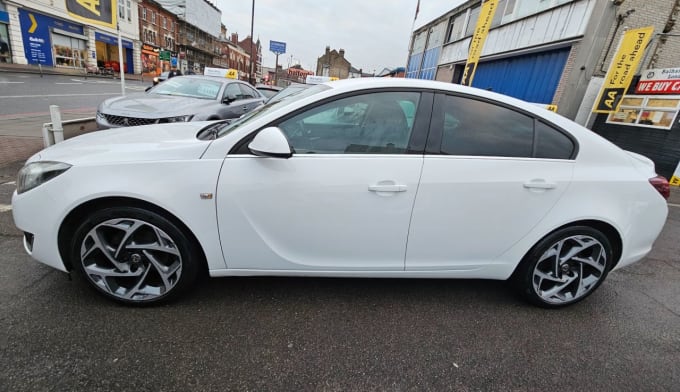 2025 Vauxhall Insignia