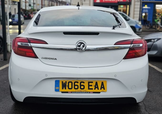 2025 Vauxhall Insignia