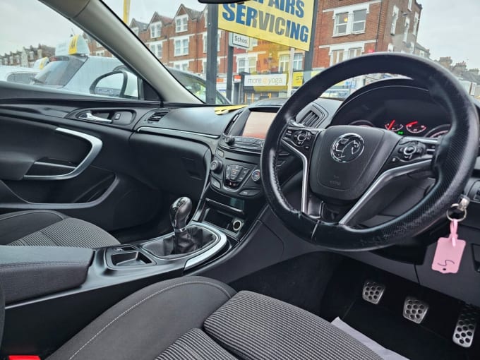 2025 Vauxhall Insignia