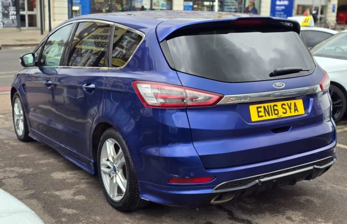 2025 Ford S-max