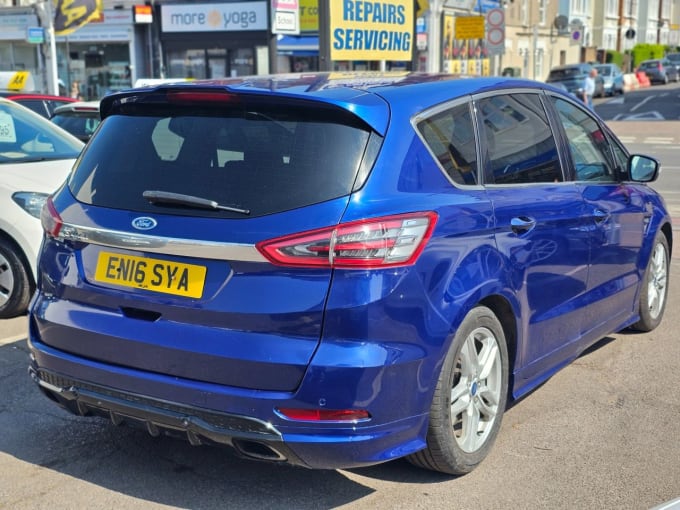 2025 Ford S-max