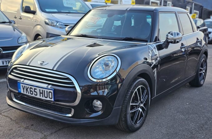 2025 Mini Hatch