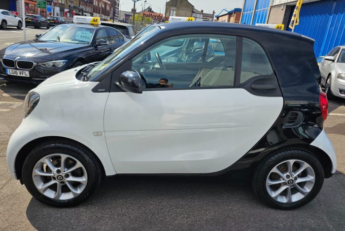 2025 Smart Fortwo
