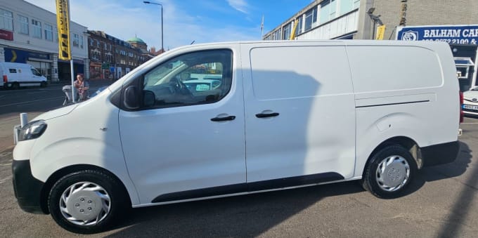 2025 Vauxhall Vivaro