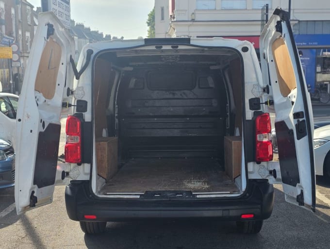 2025 Vauxhall Vivaro
