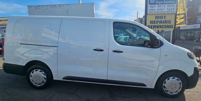 2025 Vauxhall Vivaro